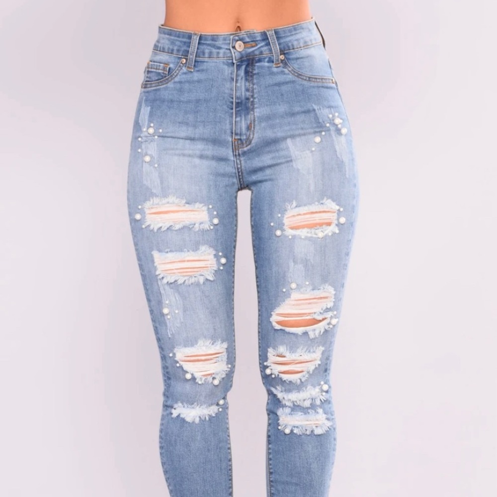 Fashion nova pearl jeans